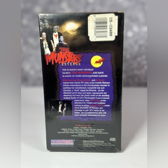 THE MUNSTERS REVENGE VHS SEALED GOODTIMES 1996 - Picture 2 of 3